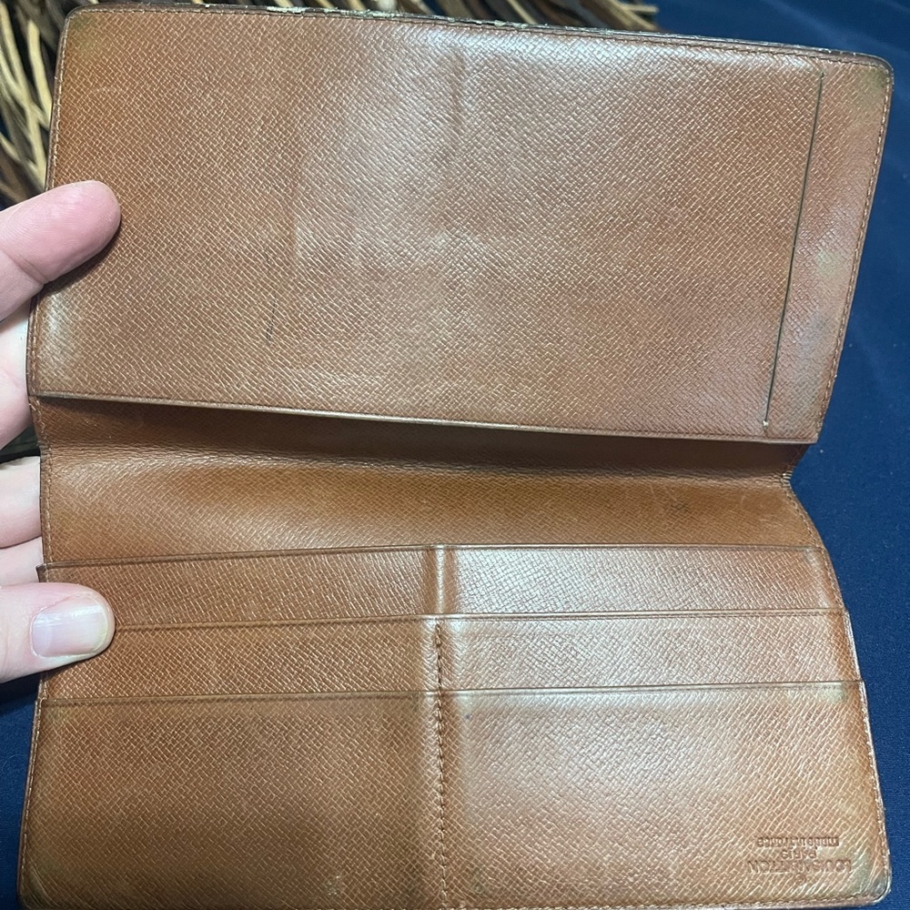 Louis Vuitton Bundle!! - image 2